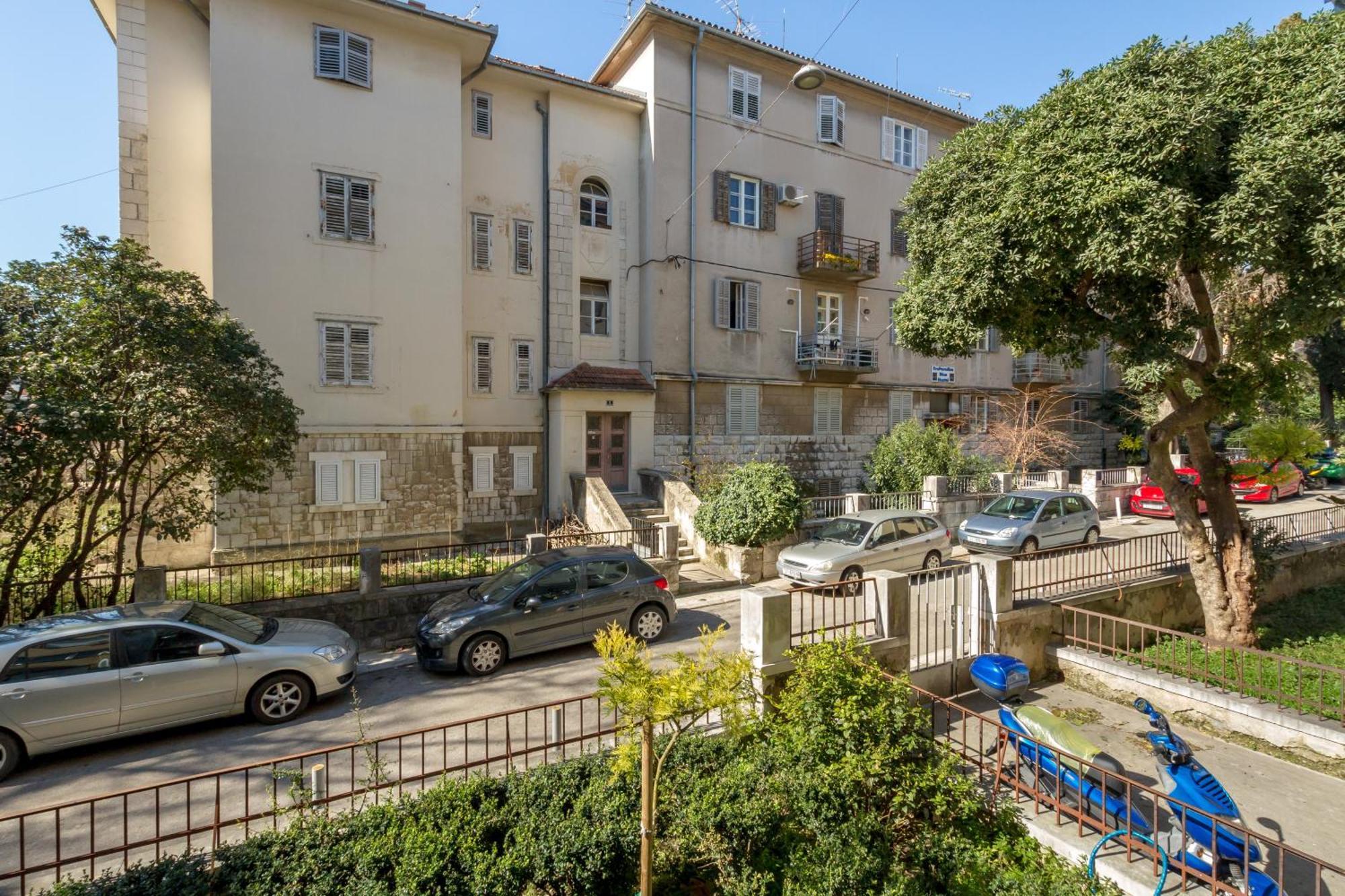Central Jardin Guest House Split Bilik gambar
