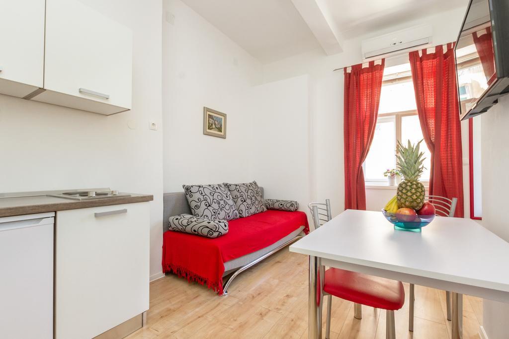 Central Jardin Guest House Split Bilik gambar